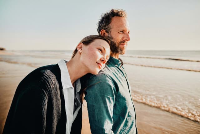 Amar a alguien con depresión sin perderse a usted mismo. (Oliver Rossi/Getty Images).