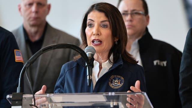 Demócratas impulsan leyes para blindar las vacunas obligatorias para niños en Nueva York