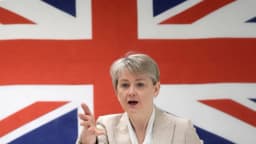 Reino Unido lidera iniciativa para restablecer el tráfico en el estrecho de Ormuz