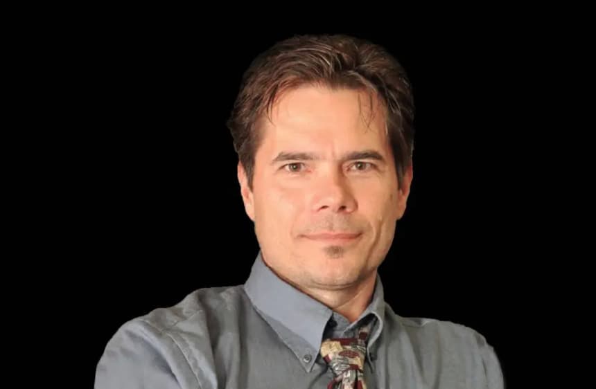El profesor Chris Niebauer. (Cortesía de Chris Niebauer)