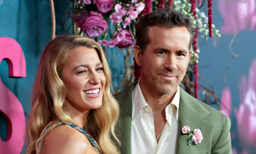 Blake Lively (izquierda) y Ryan Reynolds asisten al estreno en Nueva York de "It Ends With Us" en el AMC Lincoln Square Theater de Nueva York, el 6 de agosto de 2024. (Cindy Ord/Getty Images)