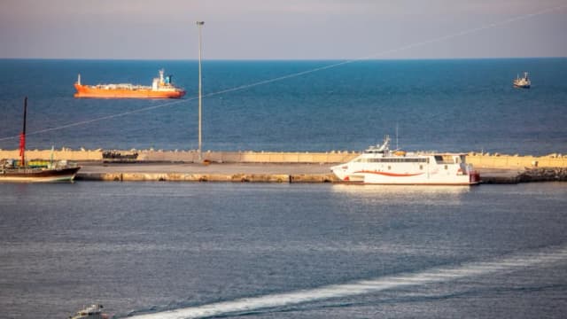 China sufre duro golpe con el bloqueo de EE. UU. a puertos iraníes, dicen analistas
