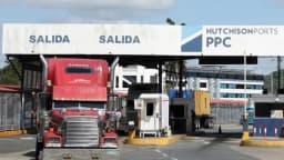 Hong Kong pide arbitraje contra Maersk por los puertos del Canal de Panamá