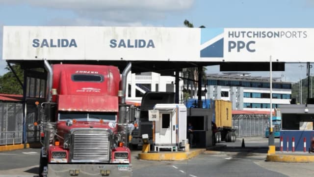 Hong Kong pide arbitraje contra Maersk por los puertos del Canal de Panamá