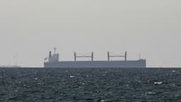 Irán declara abierto el estrecho de Ormuz, pero advierte sobre el riesgo de las minas