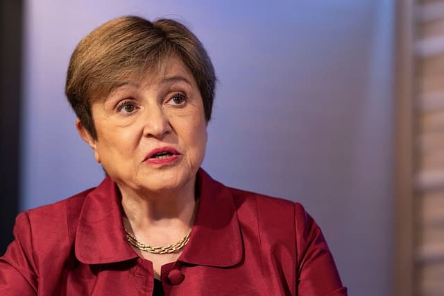 Los "efectos devastadores" de la guerra en Irán amenazan el crecimiento mundial, dice directora del FMI