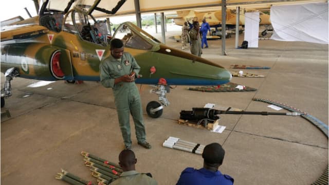 Al menos cien muertos en Nigeria tras "disparo erróneo" de la Fuerza Aérea contra un mercado
