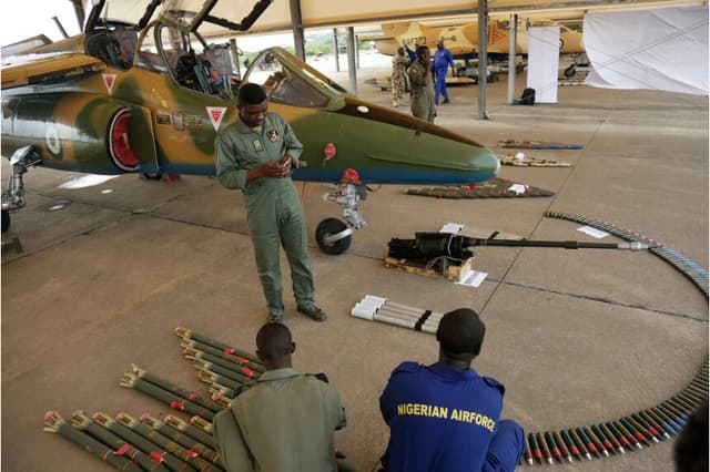 Al menos cien muertos en Nigeria tras "disparo erróneo" de la Fuerza Aérea contra un mercado