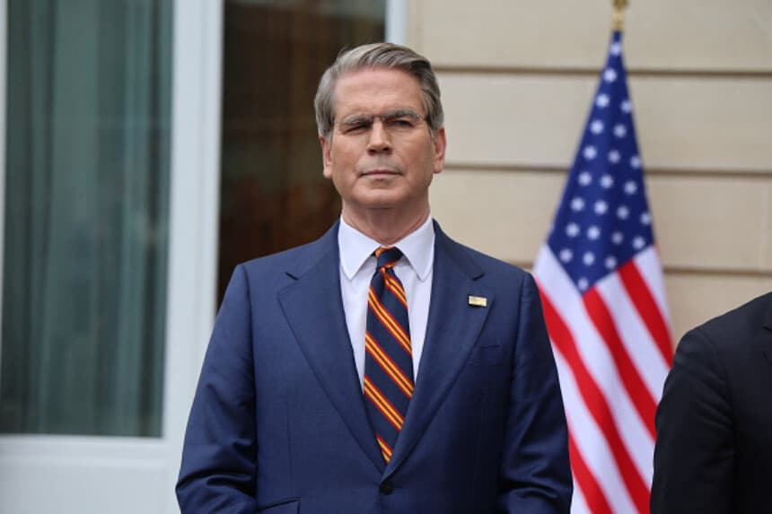 EE. UU. pondrá fin a exención para ventas de petróleo iraní y endurecerá sanciones