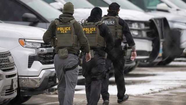 Acusan a agente del ICE de agresión en Minnesota