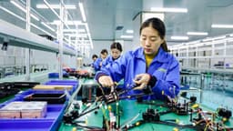 Restricciones sobre drones en Beijing afectan al sector y suscitan temores sobre repercusiones