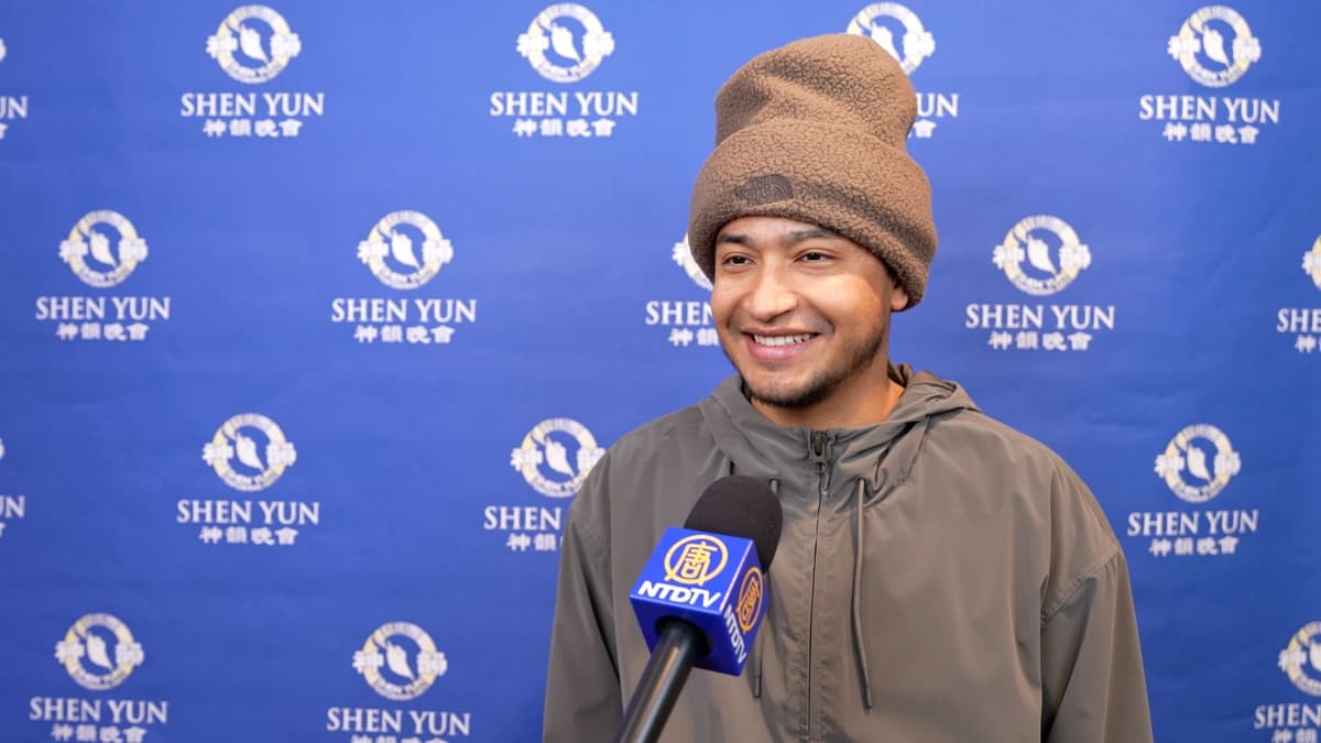 El campeón de patinaje artístico, Florent Amodio, con su esposa, asistieron a la función de Shen Yun 2026 en el Anfiteatro 3000 de Lyon el 12 de abril de 2026. (NTD)