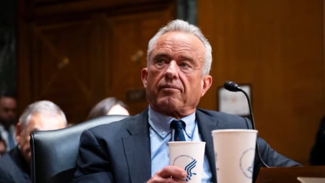 El glifosato causa cáncer, declaró ante el Senado RFK Jr.