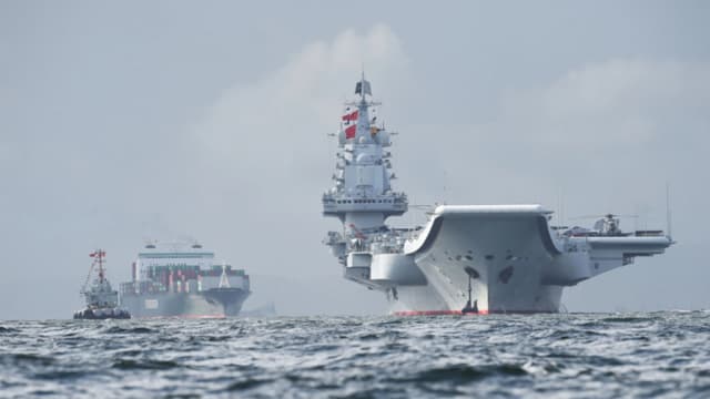 Portaaviones chino cruza el estrecho de Taiwán mientras EE. UU. y Filipinas maniobran cerca de Taiwán