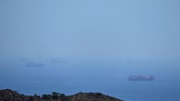 Trump ordena a la Armada de EE. UU. "disparar y matar" a los barcos que ponen minas en el estrecho de Ormuz