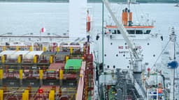 México inicia construcción de planta de metanol bajo en emisiones, será la más grande del mundo