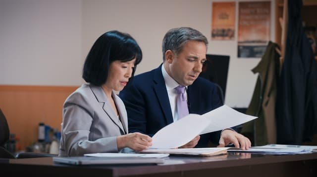 Periodista de investigación revela detalles sobre la campaña de intimidación de Beijing contra Shen Yun