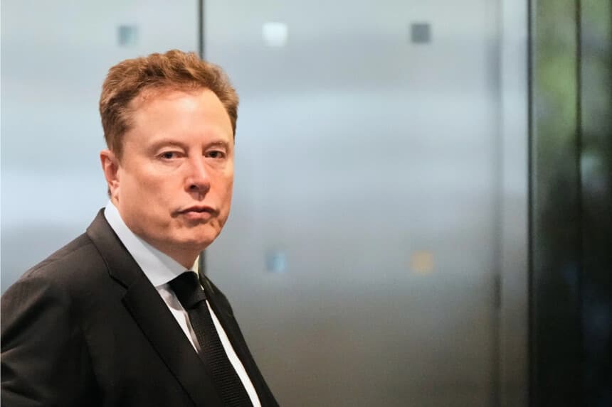 Elon Musk llega a Estados Unidos. Tribunal de Distrito de Oakland, California, el 28 de abril de 2026. (Godofredo A. Vásquez/Foto AP)