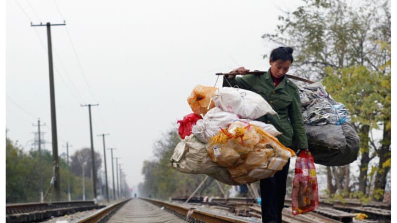 China renombra a personas sin hogar como "personas dispersas" mientras aumentan presiones económicas