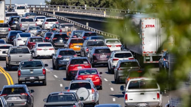 Autoridades reguladoras federales prohíben infladores de airbag chinas, atribuyen 10 muertes