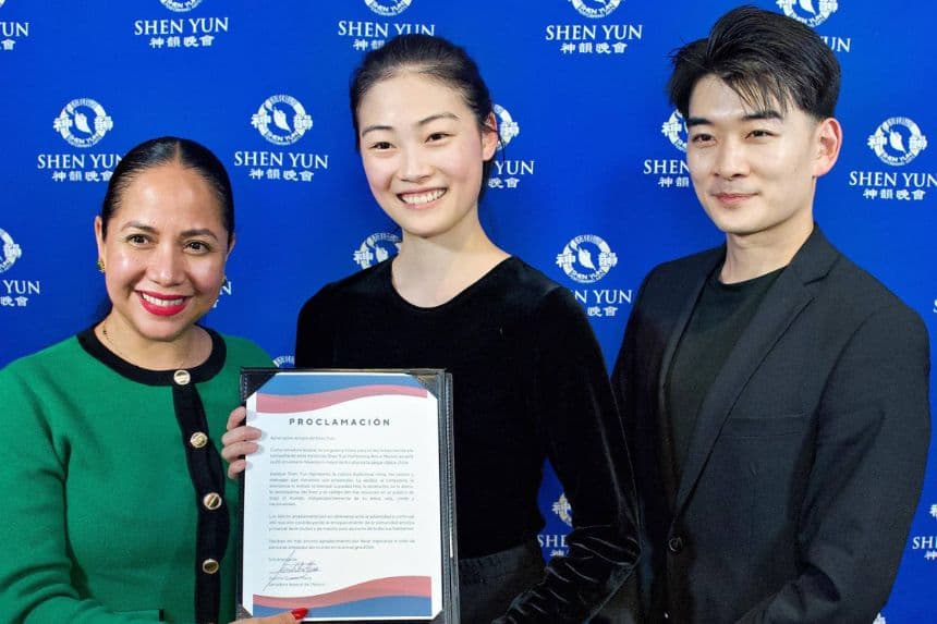 Senadora de México entrega reconocimiento a Shen Yun y destaca que difunda la bondad a través del arte