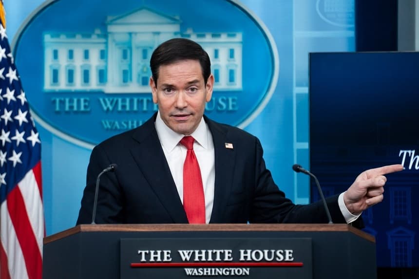 El secretario de Estado Marco Rubio interviene durante una rueda de prensa en la Casa Blanca el 5 de mayo de 2026. (Madalina Kilroy/The Epoch Times)

