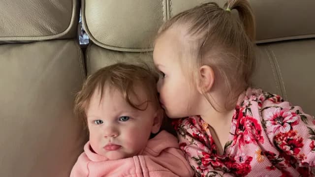 Kinsley & Kelsey Kite (Credito GoFundMe)