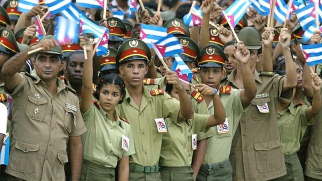 Exgeneral cubano pide a los militares de la isla no derramar sangre por GAESA y los Castro