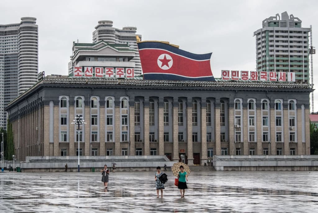 Corea del Norte elimina palabras "Unificación" y "Socialismo" de la Constitución y ordena ataque nuclear si Kim es asesinado