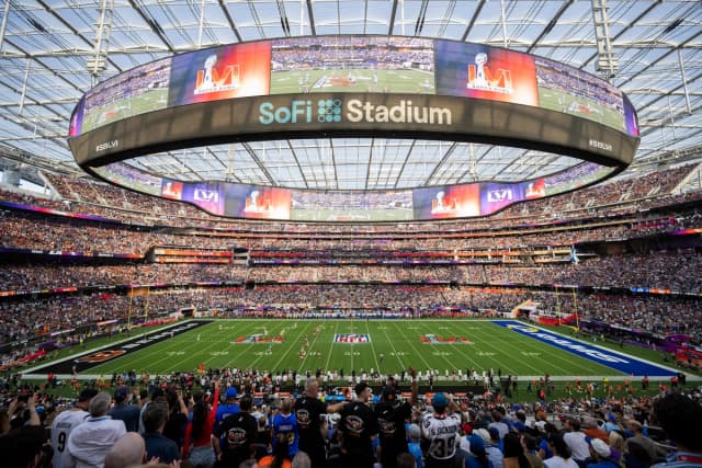 Vista general del interior del estadio SoFi durante el partido de fútbol americano de la Super Bowl 56 entre los Rams de Los Ángeles y los Bengals de Cincinnati en Inglewood, California, el 13 de febrero de 2022. (Kyusung Gong/AP Photo)