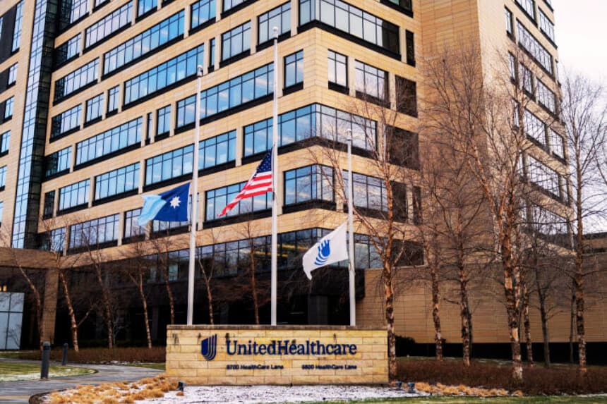 UnitedHealthcare enfrenta una demanda en Massachusetts por presunto fraude de 100 millones