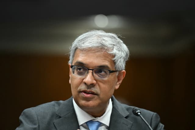 El Dr. Jay Bhattacharya, director interino de los Centros para el Control y la Prevención de Enfermedades (CDC), en Washington el 21 de mayo de 2026. (Drew Angerer/AFP vía Getty Images).