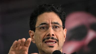 Iván Cepeda acepta resultados de la primera vuelta en Colombia que colocan a De la Espriella a la delantera