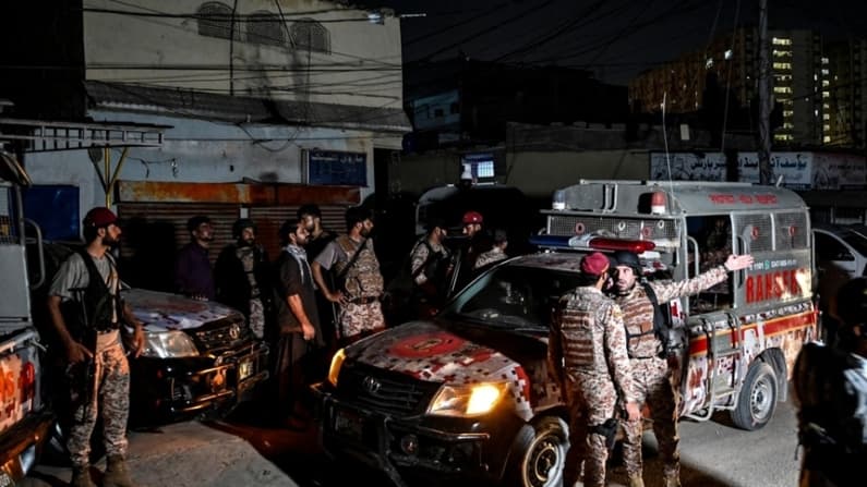 Ataques aéreos de Pakistán dejan 36 muertos y 160 heridos en Afganistán, según los talibanes