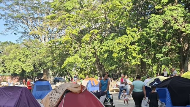 La otra tragedia de Venezuela: miles de personas sobreviven sin hogar tras los sismos