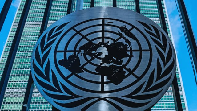Más de 2000 rescatistas de 27 países buscan sobrevivientes bajo coordinación de la ONU