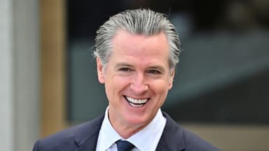 Newsom ordena que alrededor de 95,000 empleados estatales de California regresen a la oficina