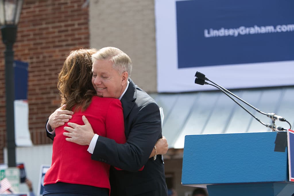 Lo que debe saber sobre Darline Nordone: la hermana de Lindsey Graham y ahora senadora