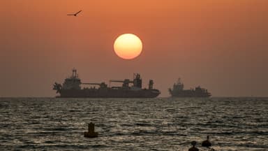 Embajada de EE. UU. en Emiratos Árabes Unidos alerta a estadounidenses por guerra con Irán