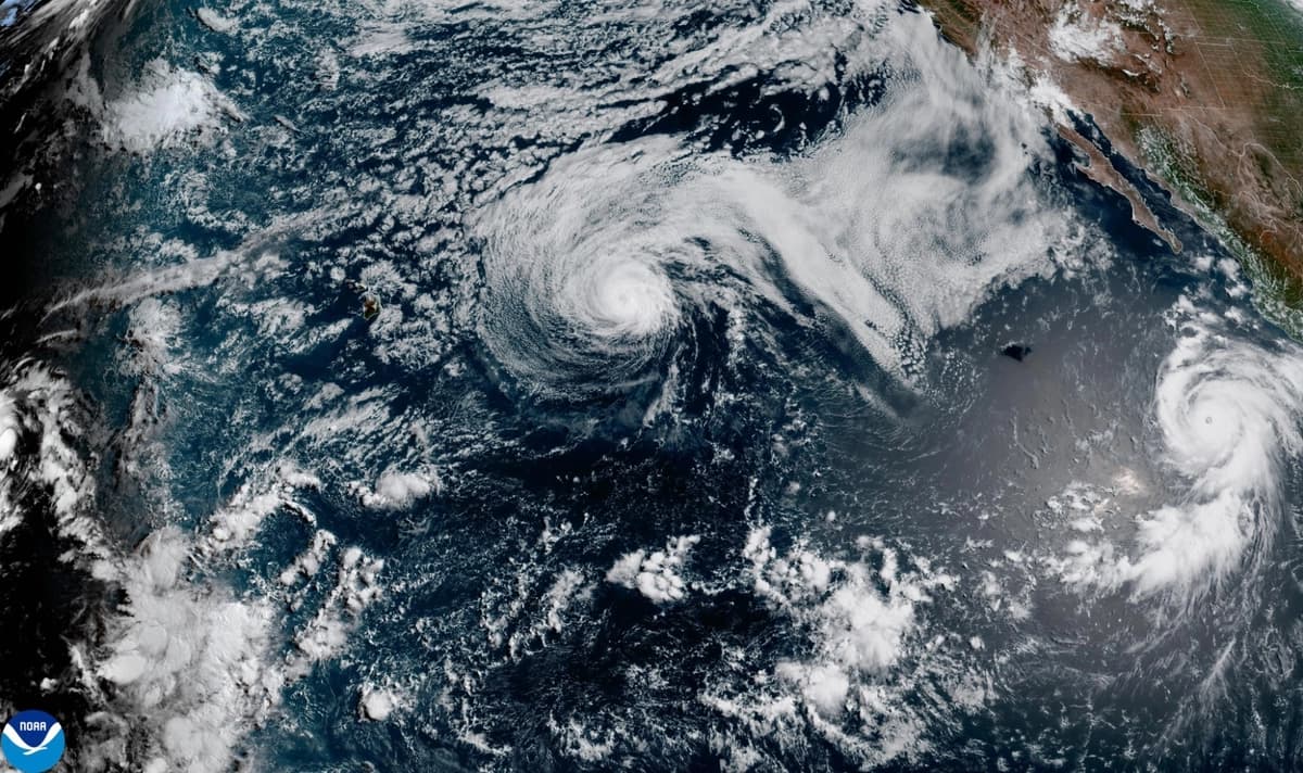 Genevieve se convierte en un gran huracán frente a las costas de México, no amenaza tierra firme