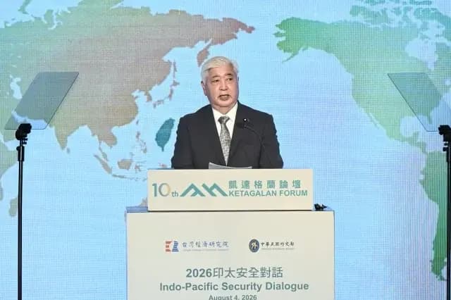 El general Nakatani, legislador japonés, habla en el Foro Ketagalan en Taipéi, Taiwán, el 4 de agosto de 2026. (Sung Pi-lung/The Epoch Times)