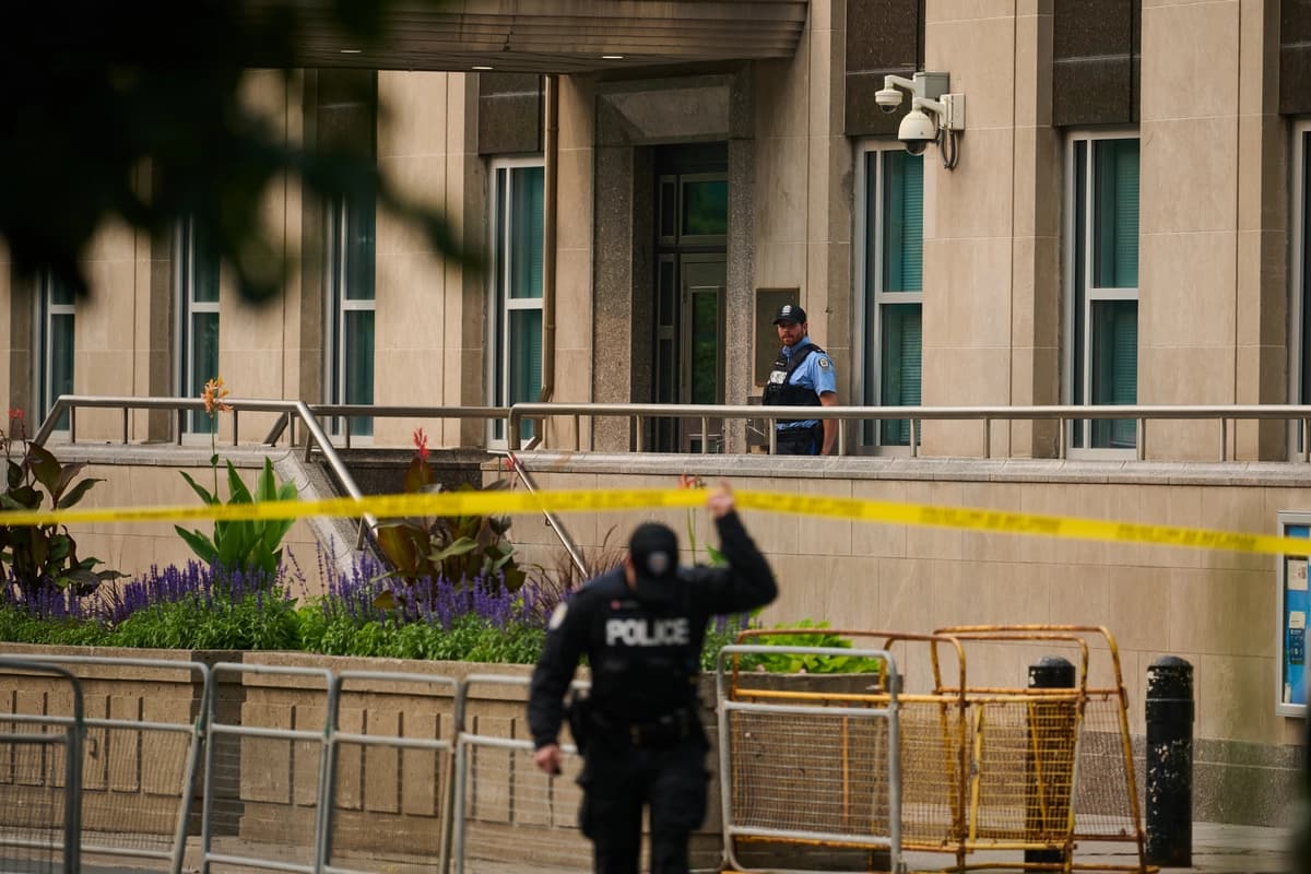 Acusan a dos adolescentes tras el segundo tiroteo en el consulado de EE. UU. en Toronto