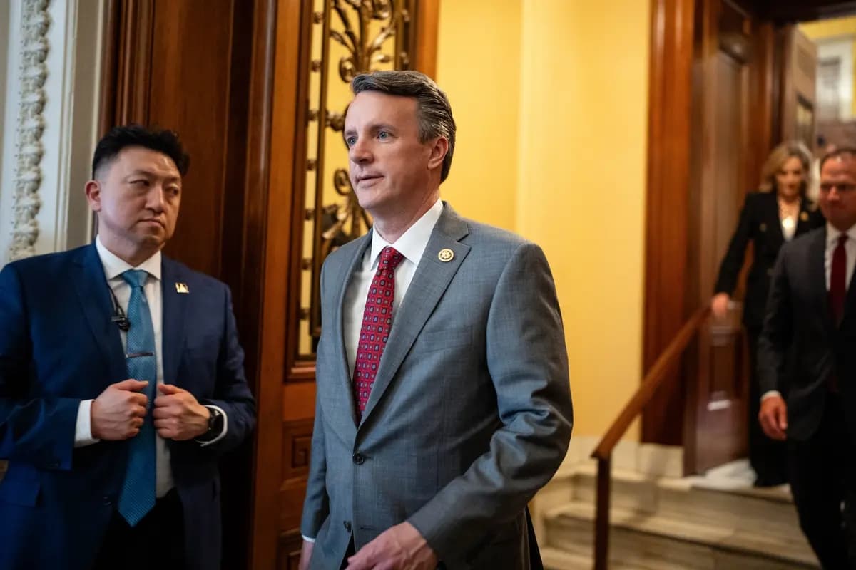 El representante Ben Cline (R-Va.) en el Capitolio, en Washington, el 16 de abril de 2024. (Andrew Harnik/Getty Images)