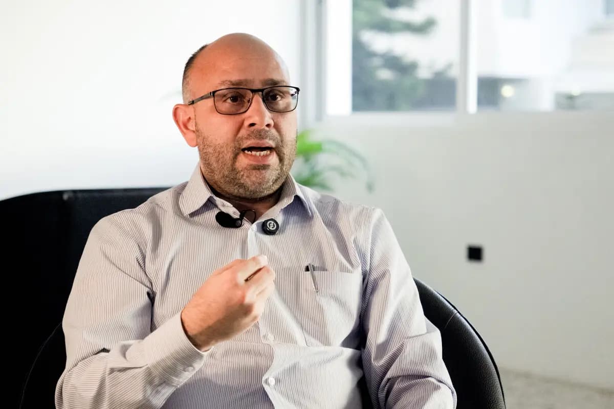 <em>Oscar Murillo, coordinador general de la organización de derechos humanos PROVEA, afirmó que el deseo de los venezolanos de un cambio político profundo y genuino está vivo y en aumento, en Caracas, Venezuela, el 7 de julio de 2026. (Frederico Vidovix/The Epoch Times).</em>