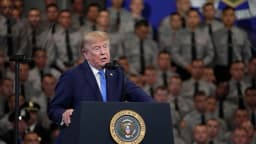 Trump dice que declarará el Estrecho de Ormuz territorio de EE. UU. "muy pronto"