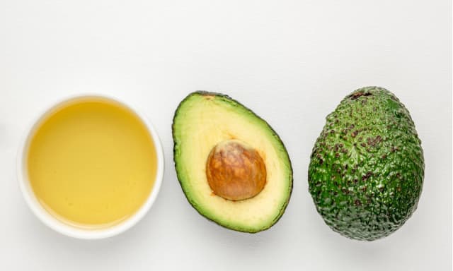 Odio tener que decir "te lo dije" sobre el aceite de aguacate. (marekuliasz/Shutterstock).