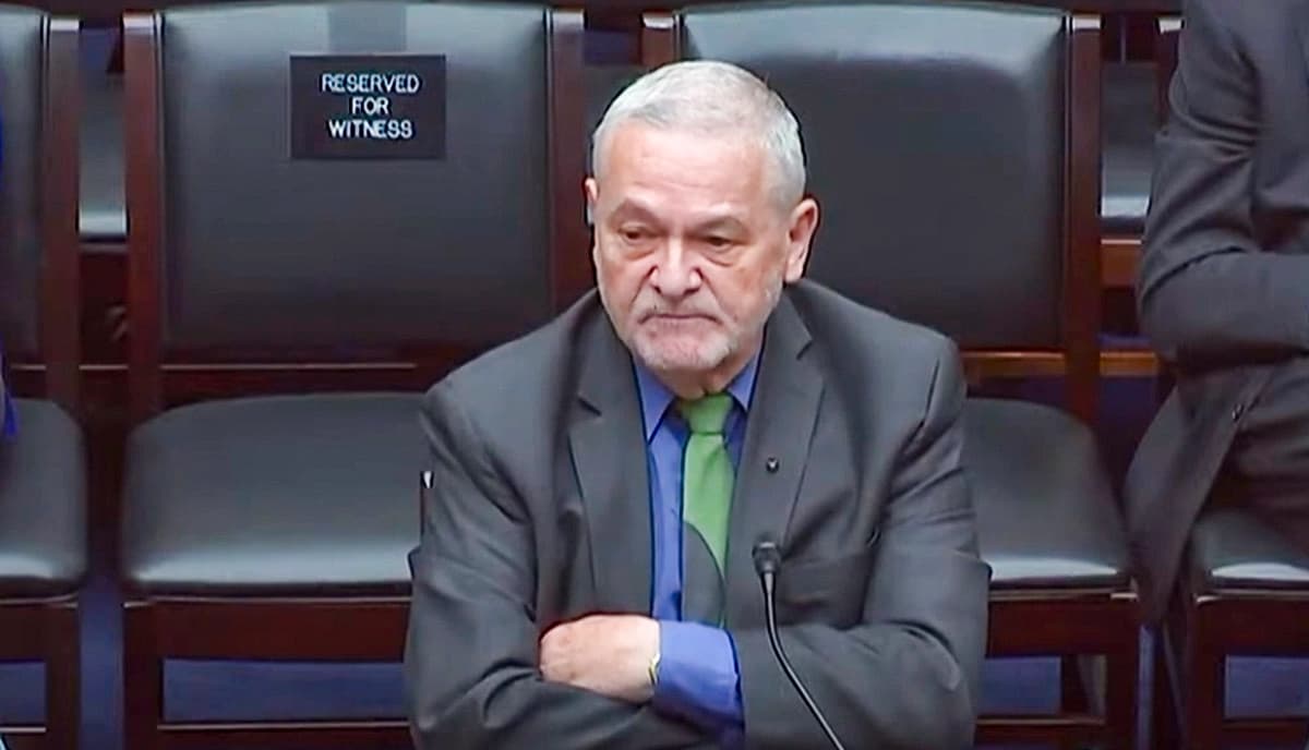 El Dr. David Morens, asesor de larga data del Dr. Anthony Fauci, en Washington el 22 de mayo de 2024. (Subcomité Especial de la Cámara de Representantes de EE. UU. sobre la pandemia del coronavirus, vía The Epoch Times)
