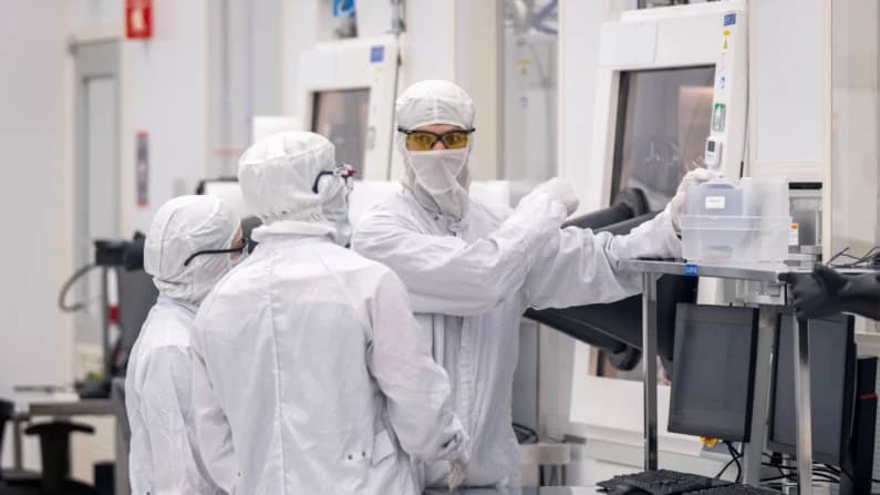 Startup de chips Etched duplica valor a USD 21 mil millones tras una ronda de financiamiento