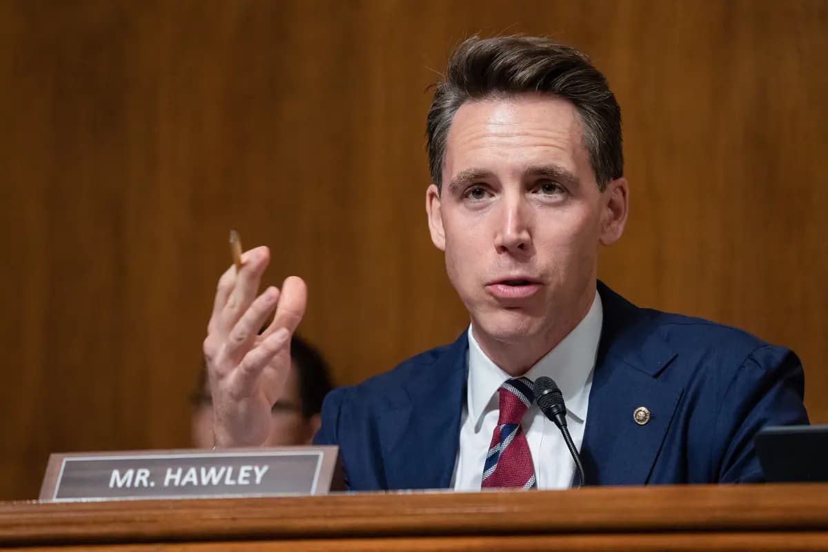 El senador Josh Hawley (R-Mo.) en Washington, el 21 de septiembre de 2021. (Ken Cedeno/Getty Images).