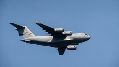 Avión de transporte militar estadounidense aterriza en Moscú
